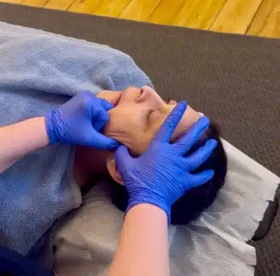 Käkledsmassage, käkledsbehandling, käkledsterapi